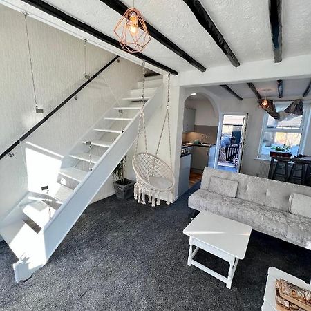The Pleasure House Bed & Breakfast มอร์คัมบ์ ภายนอก รูปภาพ