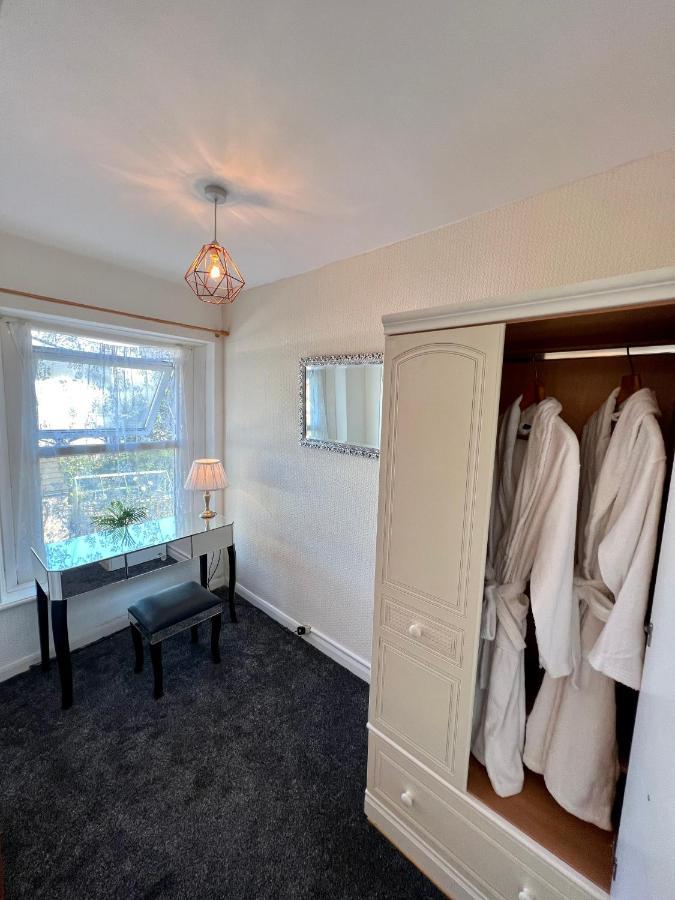 The Pleasure House Bed & Breakfast มอร์คัมบ์ ภายนอก รูปภาพ